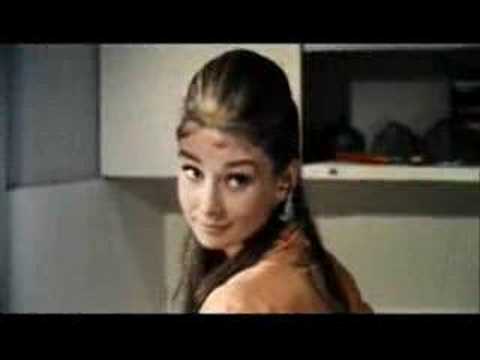 Breakfast at Tiffany's（1961） - Moon River
