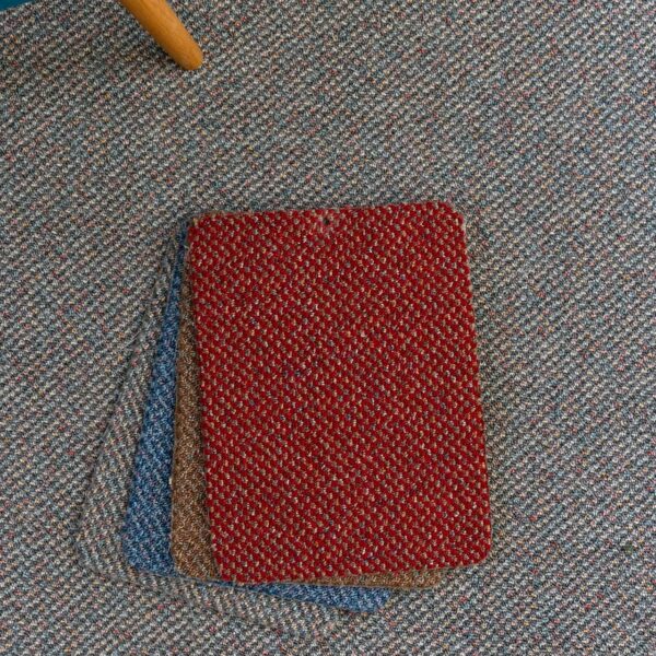 Mocheta Berlin rosu cod 23 , fir buclat , înălțime 7 mm ,  pentru interior 3