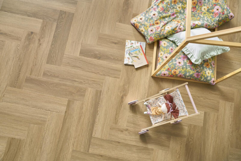 SPC Click Amaron Herringbone EIR – BURBON OAK – 5mm CAS 208 7
