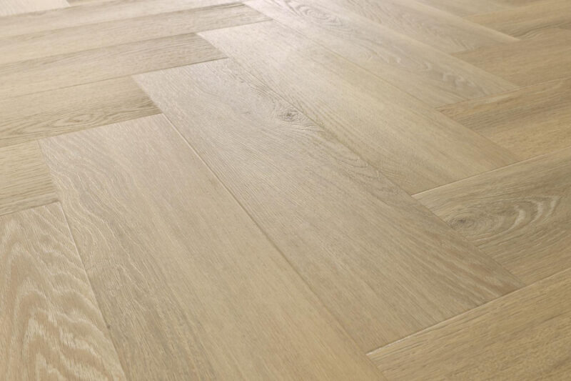 SPC Click Amaron Herringbone EIR – DEVENTER OAK – 5mm CAS 236 5