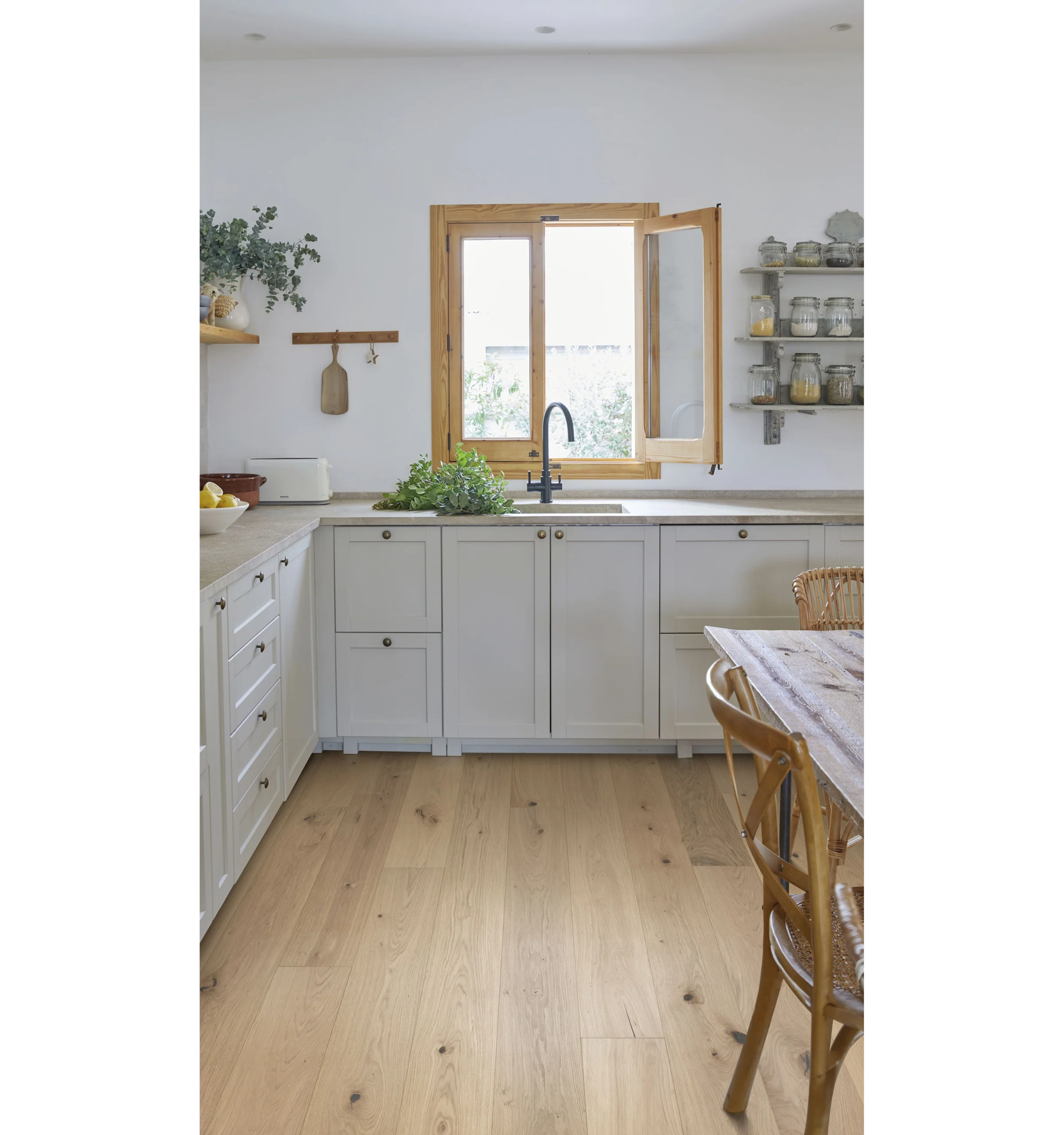 Parchet triplu stratificat Kahrs OAK EDELWEISS - Pro Confort Carpet Parchet triplu stratificat Kahrs OAK EDELWEISS 3